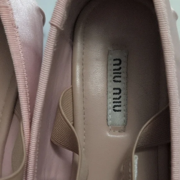 Miu Miu Pink Satin Ballet Flats - Picture 5 of 16